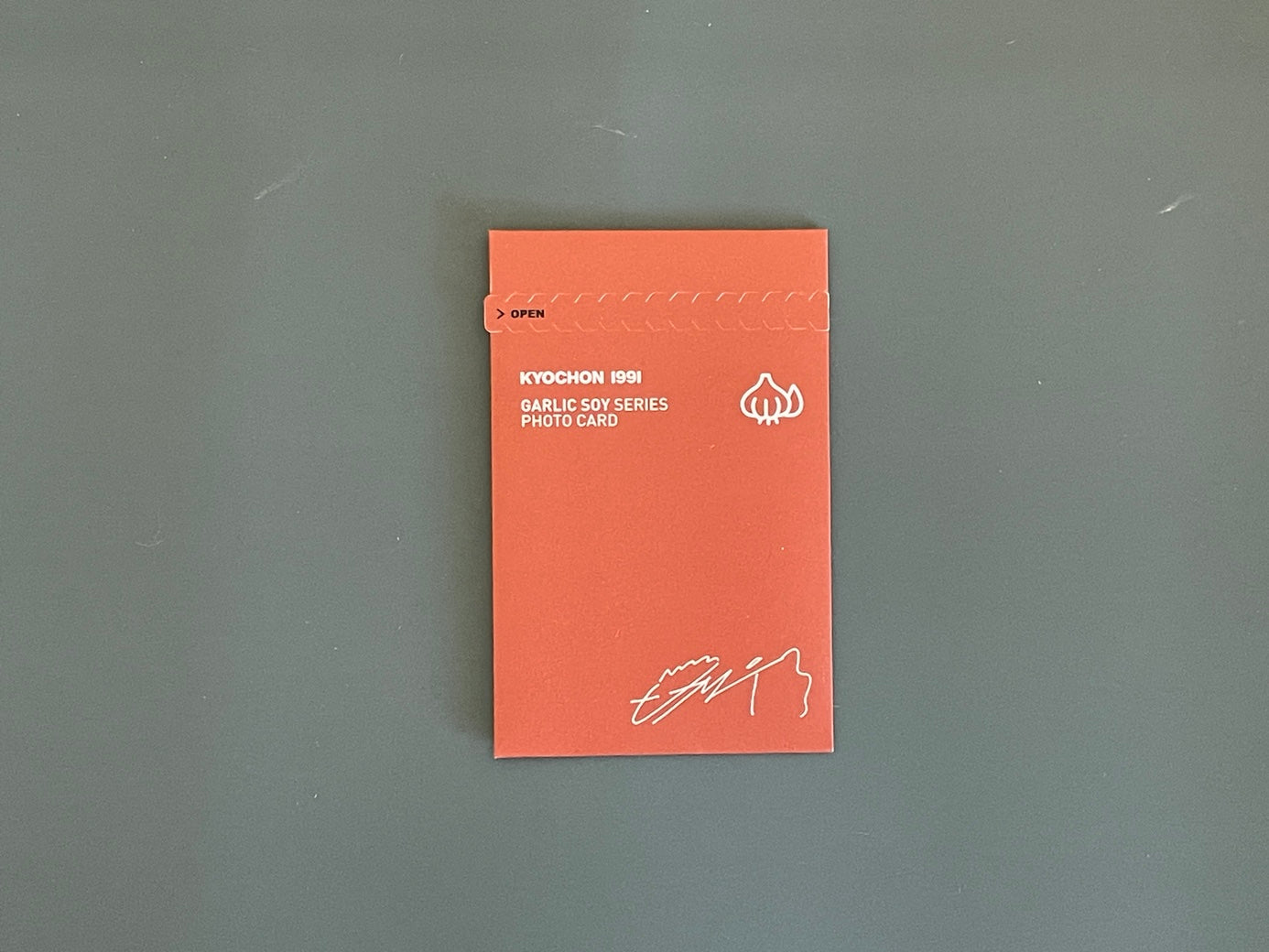 Byun Woo-seok x Kyochon Chicken Limited Edition Photo Card Set